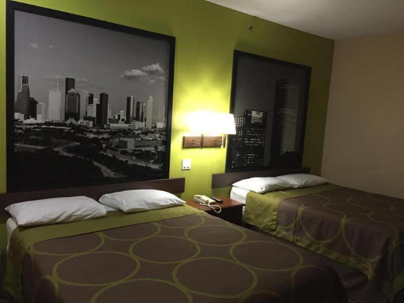 Отель Super 8 By Wyndham Intercontinental Houston Tx Хамбл Экстерьер фото